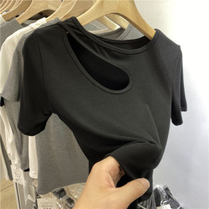 เสื้อยืดแขนสั้นทรงเข้ารูปสไตล์เกาหลีสำหรับผู้หญิงในช่วงฤดูร้อน เสื้อยืดคอตตอนทรงเข้ารูปแบบใหม่ ทรงเข้ารูป ทรงเข้ารูป แขนสั้น ปกติ