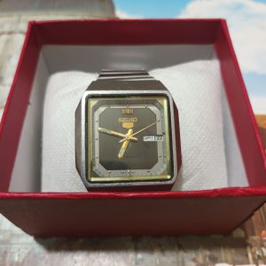 Đồng hồ seiko 5 chém cạnh máy miyota 8200