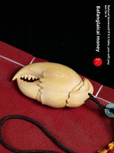 Natural Lobular Boxwood Eight Square Meters Rich Handheld Artsy Object Money Drawing and Luck Changing Crab Pliers Gift Car Small Pendant
