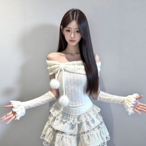 CHANGTONG | Elegant and Youthful One-Shoulder Top Skirt Set Spring
