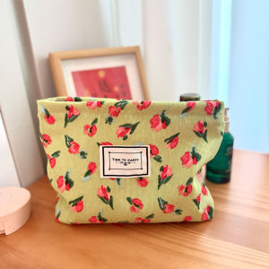 กระเป๋าเครื่องสำอางลายดอกเดซี่สไตล์วันพีซขนาดใหญ่ กระเป๋าสำหรับเดินทางแบบพกพาสำหรับผู้หญิง กระเป๋าใส่เครื่องสำอางแบบผ้าคอร์ดูรอย