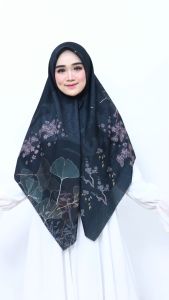 Hijab Segiempat Motif