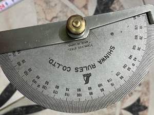 Thước đa góc Shinwa nội địa Nhật Bản.