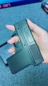 กล่องใส่บุหรี่พร้อมไฟแช็ค 2 IN 1 บรรจ10มวน พกพาง่าย วัสดุทนทางแข็งแรง แบบเติมแก็ส