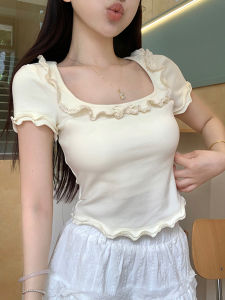 เสื้อยืดแขนสั้นคอเหลี่ยมผูกโบว์ผีเสื้อสำหรับผู้หญิงในช่วงฤดูร้อน ดีไซน์ลูกไม้ ทรงเข้ารูป เสื้อตัวเล็ก แขนสั้น แขนบาน