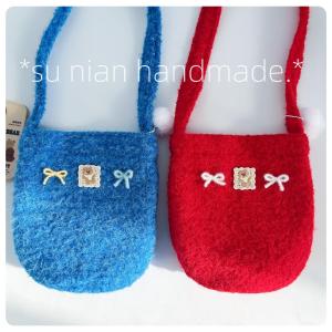 กระเป๋าถือทรงถังสุดเก๋ไก๋สไตล์สตรีทสไตล์สก็อตสำหรับเยาวชน กระเป๋าถือทรงถังขนแกะเนื้อนุ่มสำหรับใส่ของใช้ในชีวิตประจำวันสำหรับเยาวชน