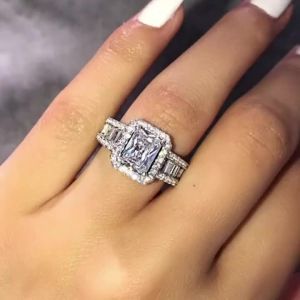 New Silver Plated Stainless Steel Rings For Women Square Cubic Zircon Ring Jewelry Accessories Wholesale Size 5-11