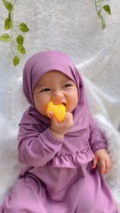 Gamis Bayi Perempuan Shabira Polka Dot 0-19 Bulan (Free Hijab)
