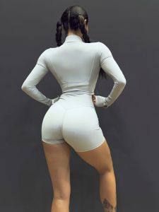 High-Waist Yoga Shorts Womens Nylon Splice Breathable Quick-Dry Fitness Sports Butt Lining Seamless Comfortable Gym Tights