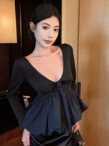 GUZILIAN | เสื้อคลุมแขนยาวคอวีลายดอกไม้เซ็กซี่สำหรับผู้หญิง ทรงเข้ารูปสั้นสไตล์บัลเล่ต์ ทรงพอง เสื้อคลุมผู้หญิงสไตล์เกาหลี