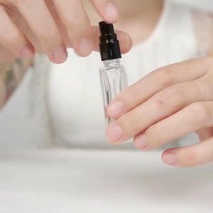 10ML Refillable Perfume Empty Glass Spray Bottle Mini Leak Proof Glass Atomizer Alcohol Perfumes Bottle Portable Travel Cosmetic Container Empty Spray Atomizer