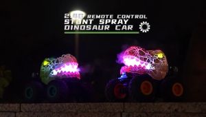 RC Mobil Dinosaurus 2.4GHZ Mobil Monster Stunt dengan Lampu Musik Bisa Berputar 360° Keluar Asap
