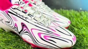 SATSET X Sepatu Sepak Bola ZEBRA FUTURIS FG White Pink