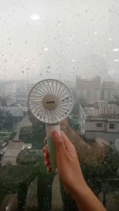 AIKO ไอโกะ พัดลมมือถือ ชาร์จไฟพกพา พับได้ รุ่น KN-L2703 ขนาด 3" รับประกัน 1 ปี