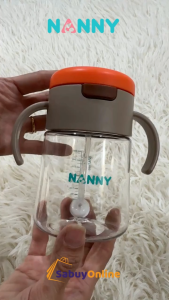 Nanny แก้วหัดดื่ม Tritan 9oz หลอดดูดพร้อมสายลูกตุ้ม 360 องศา กันสำลัก วัสดุใสแกร่งทนทาน ตกไม่แตก ปลอดภัยสำหรับเด็ก