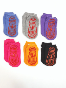 【พร้อมส่งจากกรุงเทพ】🚀 ถุงเท้าเด็กข้อเท้ากันลื่น! พื้นยางพิเศษ ใส่ในบ้าน 1-12 ปี