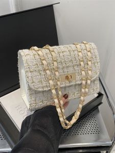 กระเป๋าสะพายข้างผู้หญิง กระเป๋าสี่เหลี่ยมเล็กแบบหนัง PU ทรงสี่เหลี่ยมเล็ก สายสะพายไหล่แบบลำลอง สีสันสดใส ปิดด้วยซิป