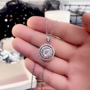 Huitan Gorgeous Bridal Wedding Necklace Mosaic AAA Cubic Zirconia Round Pendant Elegant Womens Neck Accessories Fashion Jewelry