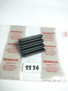 Karet Bantalan Standar Dua Vario Beat Scoopy Spacy Karet Standar Tengah Rubber Main Stand Original