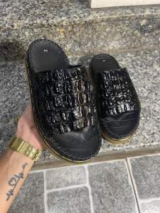 Dép Da Nam Doctor Đế  đúc nguyên khối Tăng Chiều Cao Chất Liệu Da Lưng Cá Sấu Cao Cấp - Cam kết da thật 100%