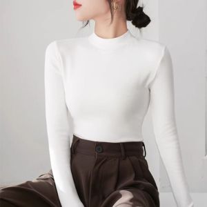 เสื้อยืดคอกลมแขนยาวทรงสลิมฟิตสำหรับผู้หญิง ทรงเข้ารูป ปกตัว สีดำ สำหรับใส่ไปทำงานในฤดูใบไม้ร่วงและฤดูหนาว