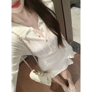 นุ่ม สไตล์อบอุ่น สีเบจ ถัก เดรส ผู้หญิง ต้น ฤดูใบไม้ร่วง แฟชั่น เรียบหรู ซับเอว พรางหุ่น เสื้อสเวตเตอร์ กระโปรงสั้น