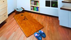 Sajadah Bulu Rasfur Premium 115cmx65cm dengan Motif Kubah Tebal dan Nyaman