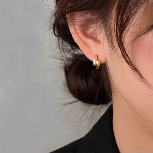 Elegant Gold Circle Earrings for Women Unique Minimalist Design High-End Fashion Jewelry Ear Cuff New 2025