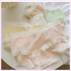 P007 Cotton Seamless Breathable Panties Comfortable Mid Waist Underwear Briefs Seluar Dalam Wanita