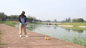 Fishers 【 ส่งภายใน 24 ชั่วโมง จัดส่งจากประเทศไทย COD】 เบ็ดตกปลาครบชุด รอกหยดน้ำ+คันคาร์บอนไฟเบอร์ 15KG แบริ่ง18+1 สปีด7.2:1 รับน้ำหนัก2-10G ไลน์0.30MM/110M สำหรับตกเบส-น้ำจืด