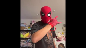 Spider-Man Gloves Spider Web Shooter Spider-Man Water Gun Spider Web Toys Birthday Gift (With Gloves)