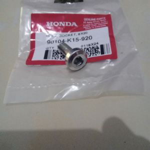 baut bracket breket dudukan pegangan step depan bolt socket 8x20 cbr 150r cb 150r original honda 90104k15920
