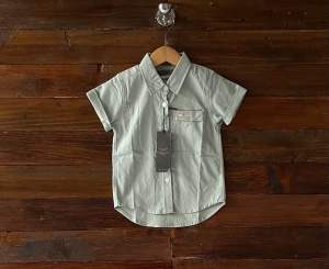 Kemeja anak warna hijau sage motif polos lengan pendek bisa cod
