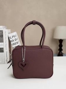 314BeeGreen Women Genuine Leather Small Shoulder Bag Clic Square Bag Elegant Handbag Cal Sling Bag