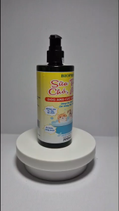 Sữa tắm cho Chó Mèo Biopro chai 300ml Giúp Sạch ve rận bọ chét Da khỏe Lông mượt Khử mùi hôi Hương thơm mát dịu nhẹ