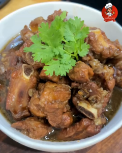 ซอสสามเกลอ 60 กรัม ซอสปรุงรสอาหาร (รากผักชี กระเทียม พริกไทย) สามเกลอสำเร็จรูป พร้อมส่ง