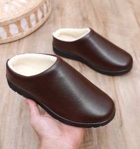 Winter Cotton Slippers: Men's Fleece Lined Padded Warm Keeping Non-Slip Leather Stain-Resistant Indoor Cotton Slippers for Middle-Aged and Elderly People