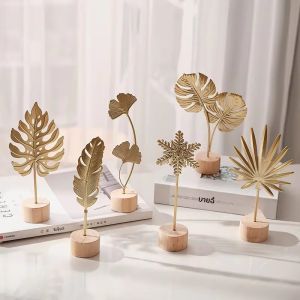 1pcs Golden Ginkgo Leaf Feather โลหะ Figurines คู่มือเดสก์ท็อปหัตถกรรมเครื่องประดับ Photo Props รูปปั้นประติมากรรมตกแต่งบ้าน