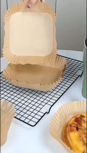 Set 50 giấy nến lót nồi chiên không dầy giấy nến vàng lót nồi chiên không dầu hình vuông (size 20 x 20cm)