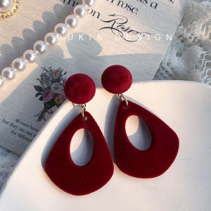 Exaggerated Velvet Ear Cuffs in Wine Red with Hollow out Water Drop Design for Autumn And Winter Fashionable Womens Earrings