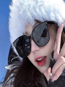 Snowy Mountain Womens Sunglasses UV Protection Windproof Fashionable New 2023 Polarized Skiing Eye Protection Glasses