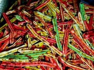 Kerupuk Beton Cikruh kemasan 250gr500gr1kg pedas daun jeruk Cikruh enak gurih Kerupuk viral