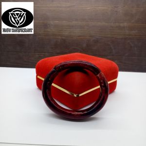 Gelang akar Bahar merah engsel tengah