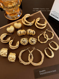 Elegant Gold Hoop Earrings: A Guide to Stylish & Luxurious Women's Jewelry
