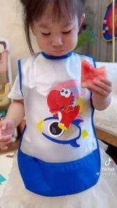 Áo Yếm Ăn Dặm Cho Bé Chống Thấm Tạp Dề Cho Bé Có Máng Cao Cấp Dễ Dàng Vệ Sinh Tiện Mang Đi Du Lịch - Loki