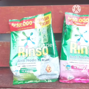 Harga 3 Rinso Bubuk anti noda 10.000 kemasan 380gr