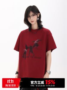 เสื้อยืดแขนสั้นหลวมๆ สไตล์อเมริกันสำหรับผู้ชาย ฤดูร้อน 2025 เสื้อยืดคู่รัก ลายภาพคน สไตล์ย้อนยุค สวมใส่สบาย เสื้อผ้าทำงาน