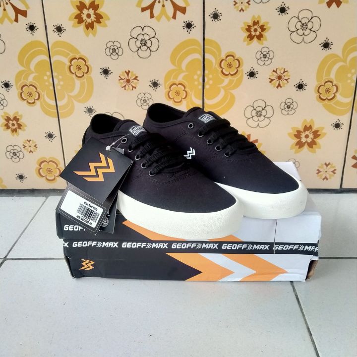 sneakers geoff max