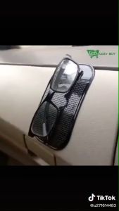 Magic Sticky Pad Anti Slip: Tempelan Dashboard Mobil Ukuran S Anti Jatuh Licin Phone Holder HP Handphone