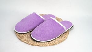 รองเท้าสลิปเปอร์ มีให้เลือถึง8สี สดใส ใช้ใส่ในบ้าน ในออฟฟิต  เป็นผ้าขน คุณภาพดี ไม่เหม็อนอับ